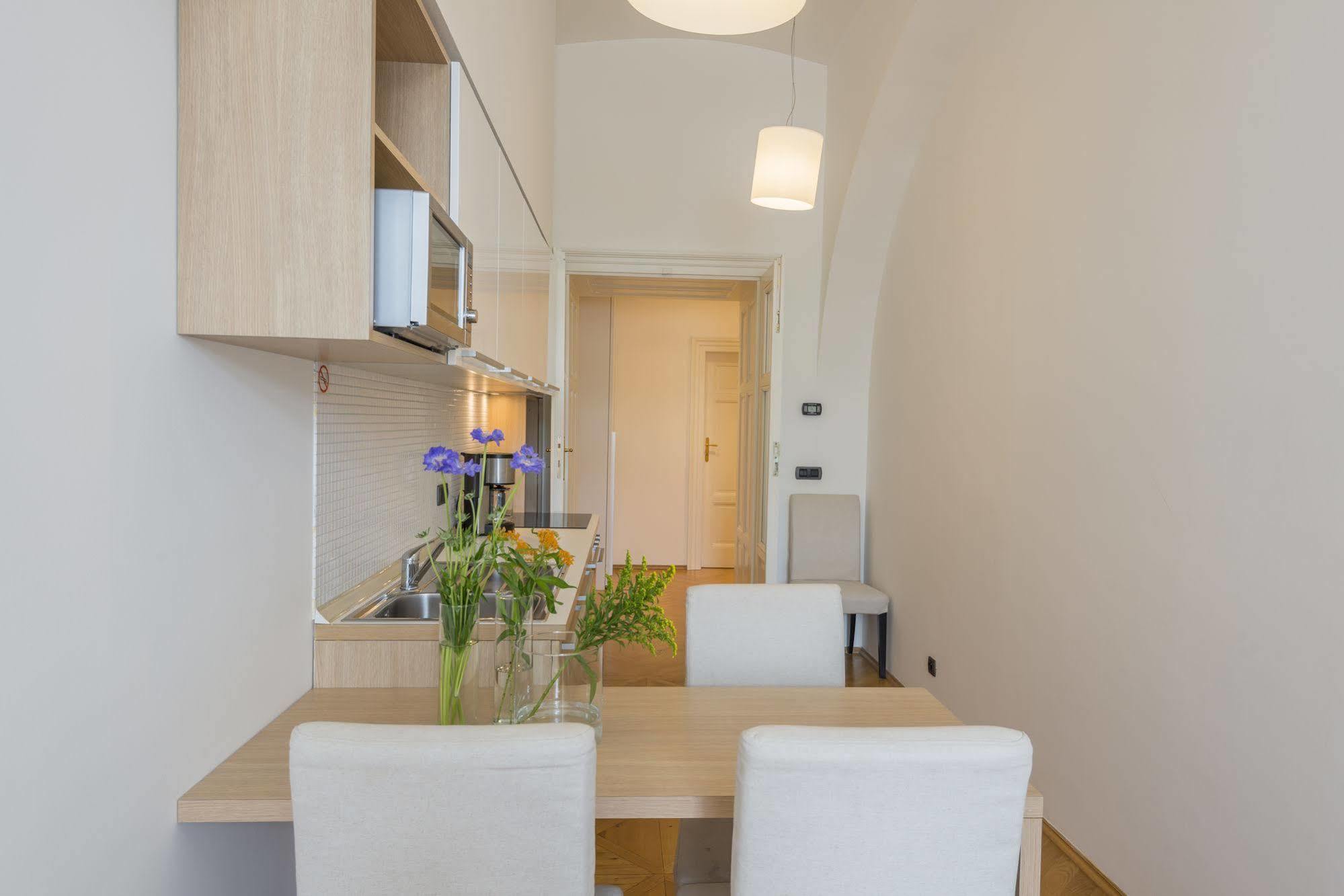 Bohemia Apartments Prague Old Town Εξωτερικό φωτογραφία