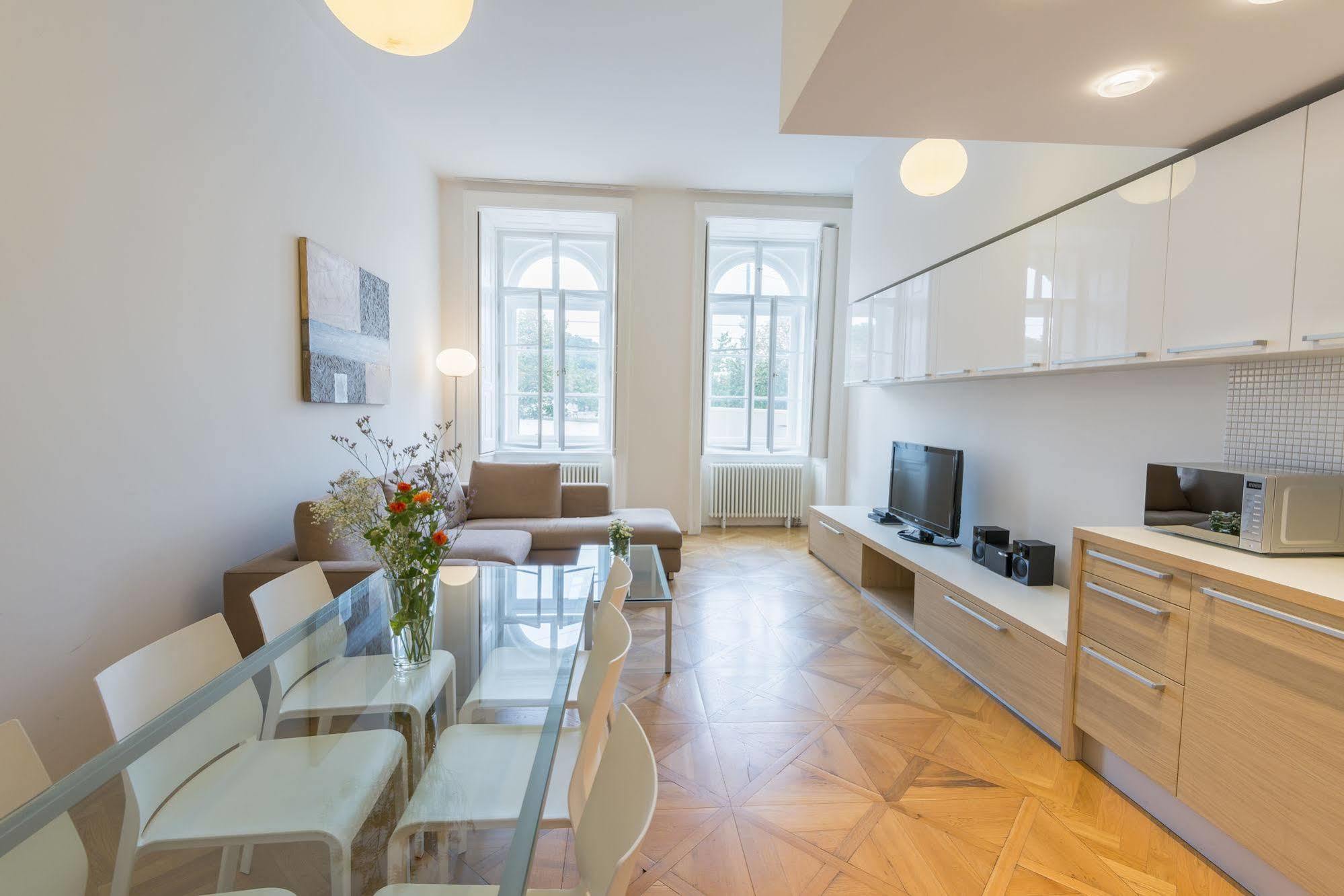 Bohemia Apartments Prague Old Town Εξωτερικό φωτογραφία